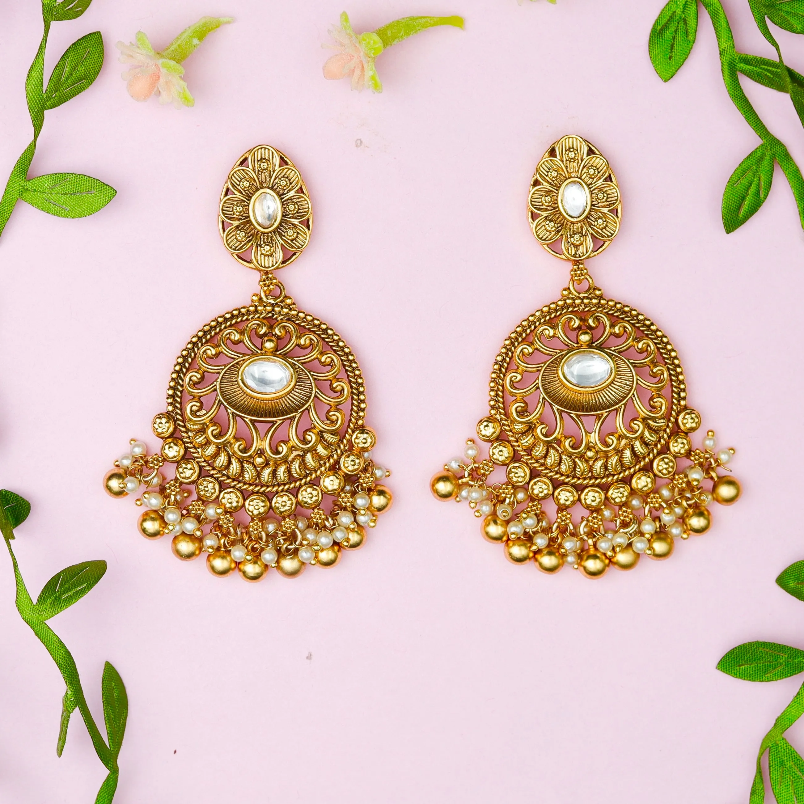 Antique Gold Plated Round Neck Necklace Set 10053-28