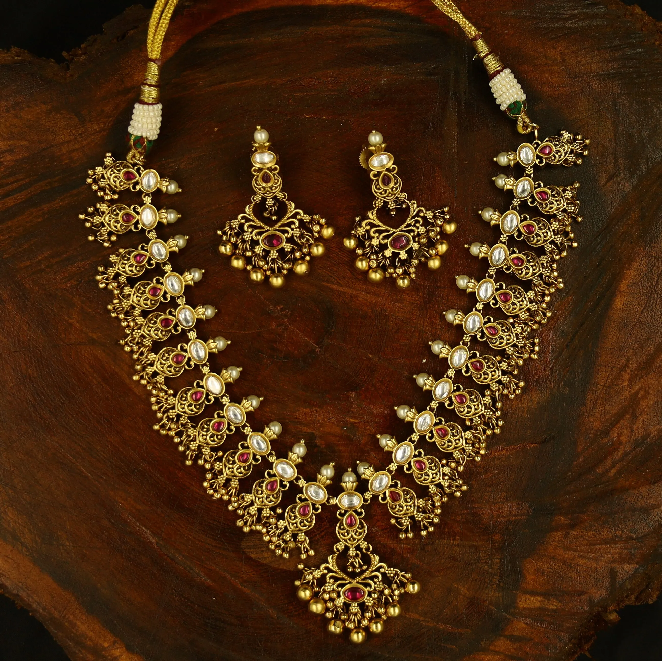 Antique Gold Plated Round Neck Necklace Set 9968-28