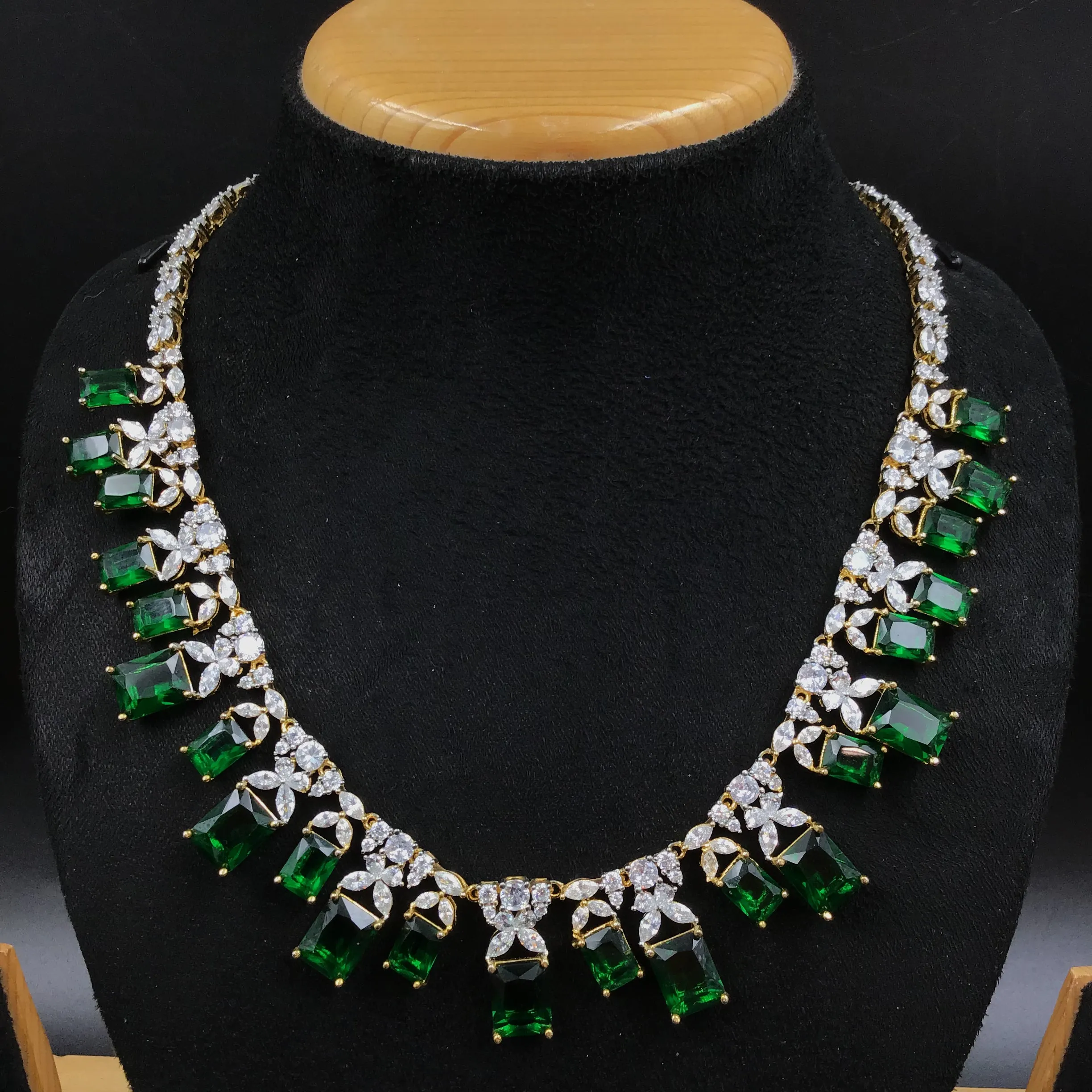 Big Stone Zircon/AD Round Necklace Set 14426-1516