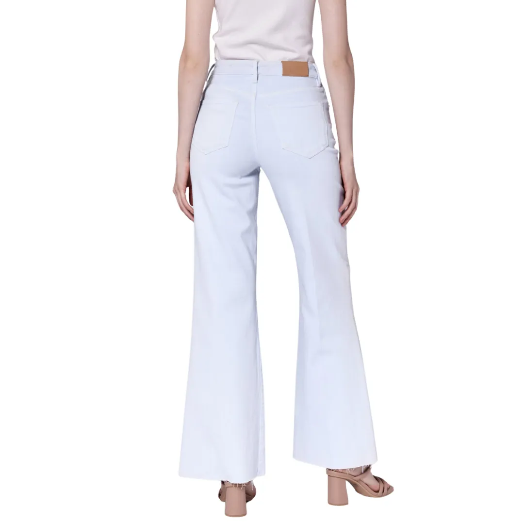 Fiona High Rise Wide Leg Jean in Skyway