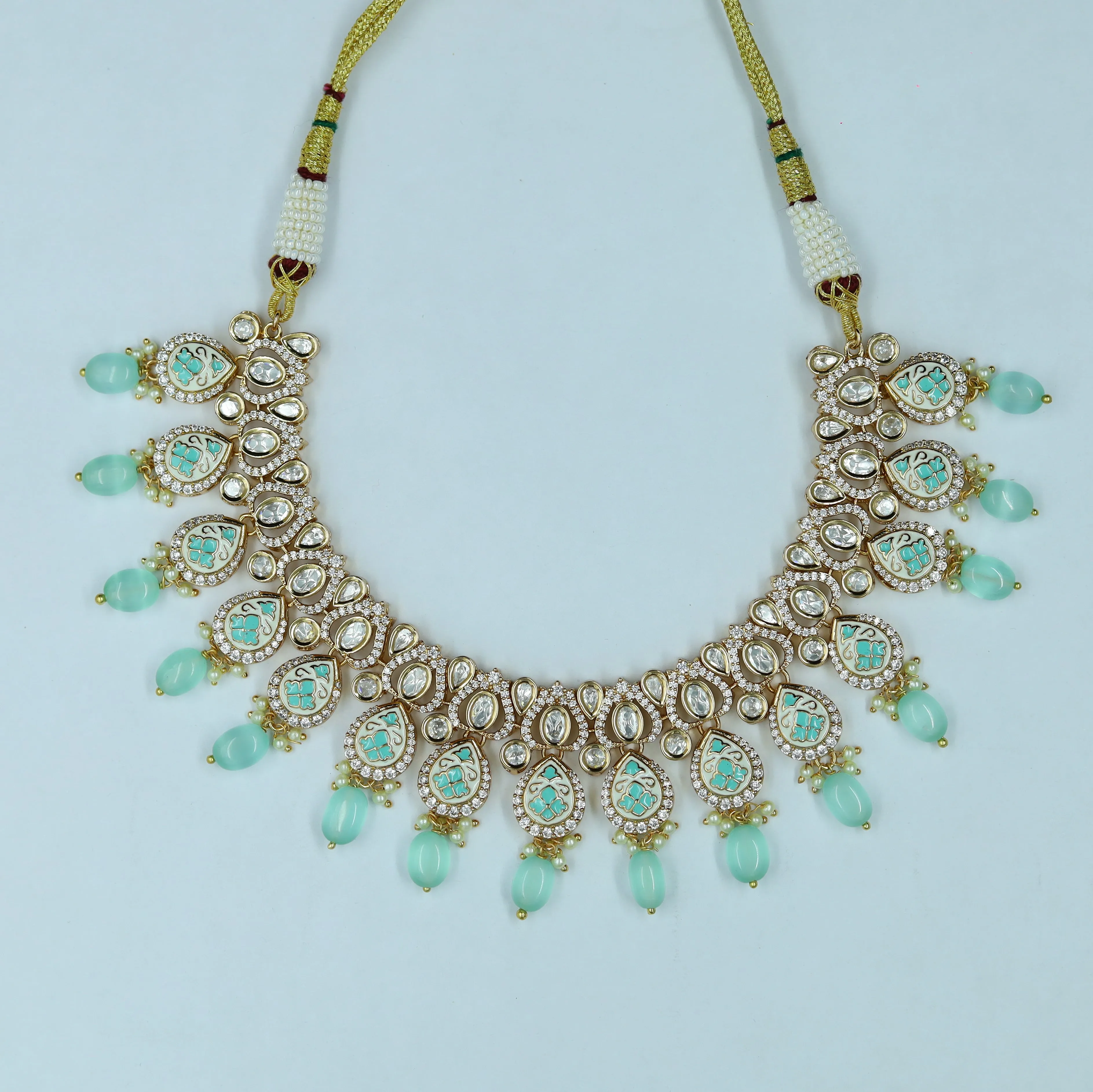 Round Neck Kundan Necklace Set 12206-28