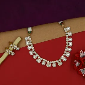 Round Neck Kundan Necklace Set 15622-28